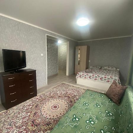 Palitra Apartment Petropavlovsk Ngoại thất bức ảnh